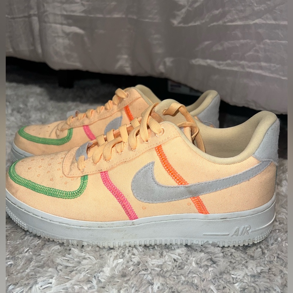 Nike Sneaker